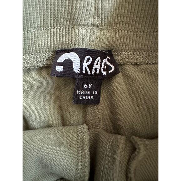 Rags to Riches Shorts Set of 2 Sz 6 (runs small) - Picture 3 of 3